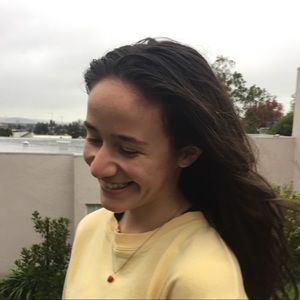 Meet your Posher, Elena